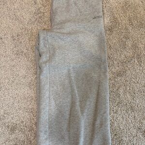 Aritzia womens Light Gray Sweatpants